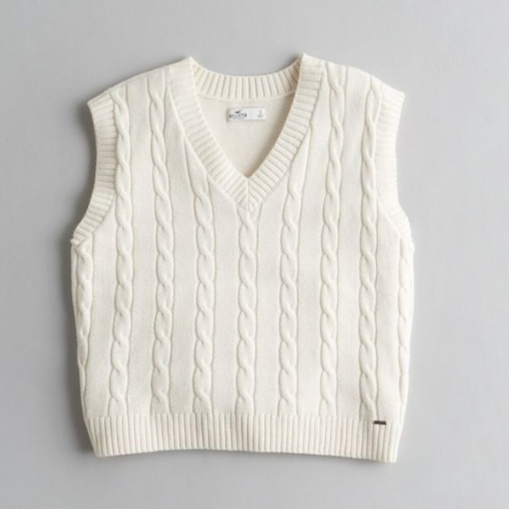 Hollister Women's V-Neck Sweater Vest - Cream